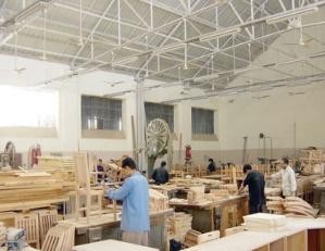 صناعة الأثاث 1.jpg